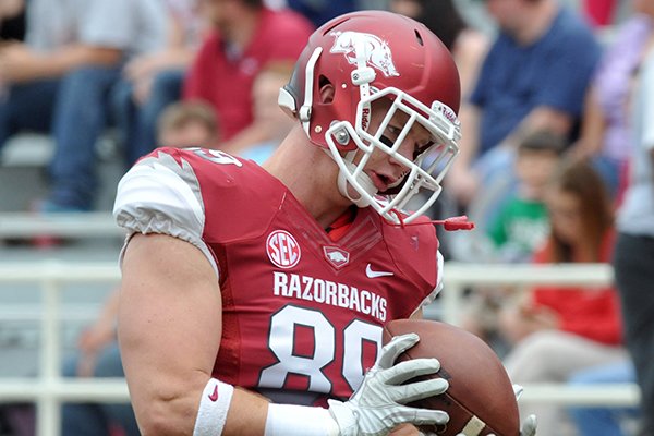 Mitchell Loewen was Arkansas' first team tight end following spring practices. 
