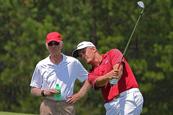 Sebastian Cappelen chips onto the 17th green during match play of the Western Amateur on Aug. 3, 2013 at the Alotian Club in Roland. 