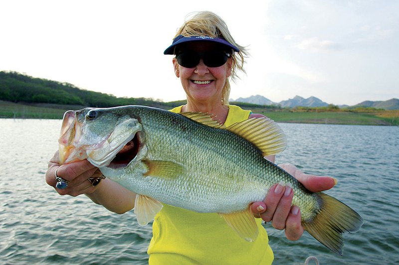 Hoping to avoid another long, boring road trip? Make your trip more fun by stopping at a few lakes and streams for some fishing along the way.