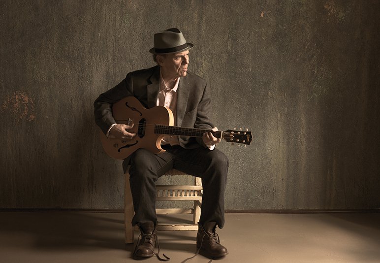 John Hiatt & the Combo plays at Juanita's Wednesday.