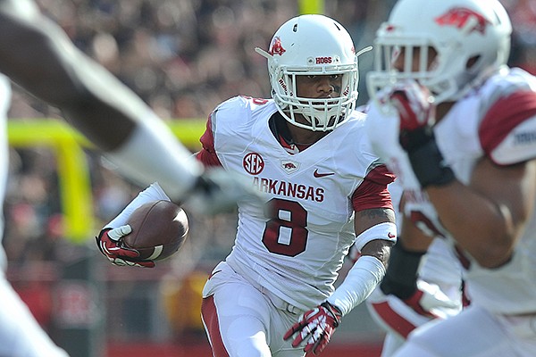 WholeHogSports - CBS considering Arkansas-Florida