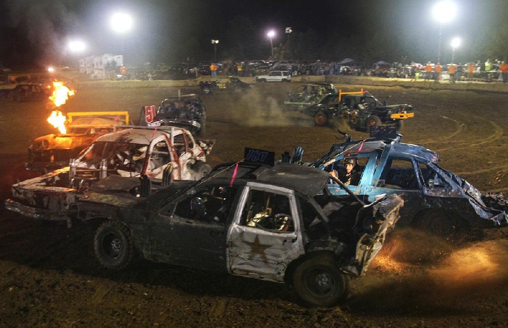 Demolition Derby races