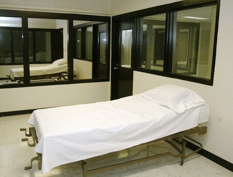 The death chamber at the Missouri Correctional Center in Bonne Terre is shown in this April 2005 photo. 