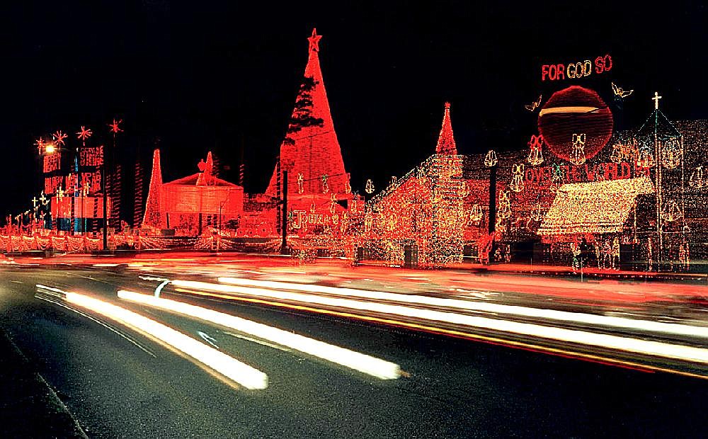 ABC plugs in lighting competition for Christmas | Northwest