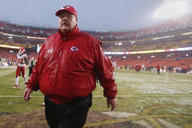 Kansas City Coach Andy Reid said he will blend a combination of starters and reserves in Sunday’s regular-season finale at San Diego, which will have no bearing on the Chiefs’ No. 5 seed in the playoffs. 