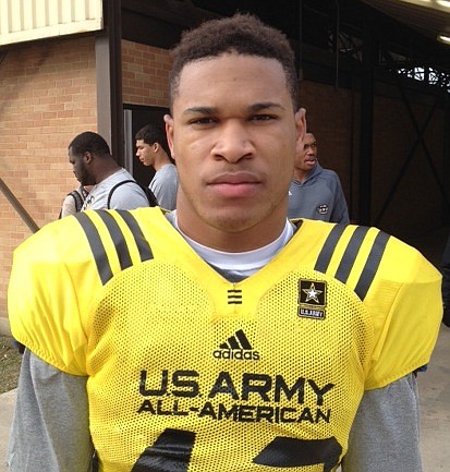 Linebacker Kenny Young plans to visit Arkansas on Jan. 22-24. Linebacker Kenny Young plans to visit Arkansas on Jan. 22-24.