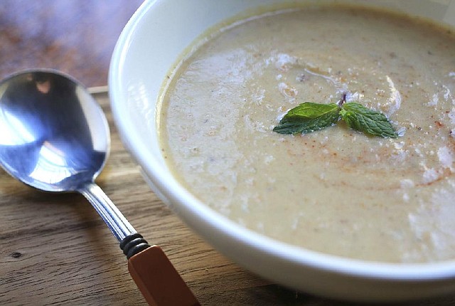 Roasted Cauliflower Soup 