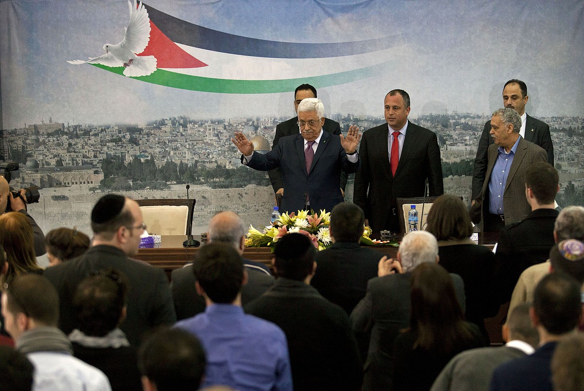 Abbas signals flexibility on Palestinian refugees | Hot Springs ...
