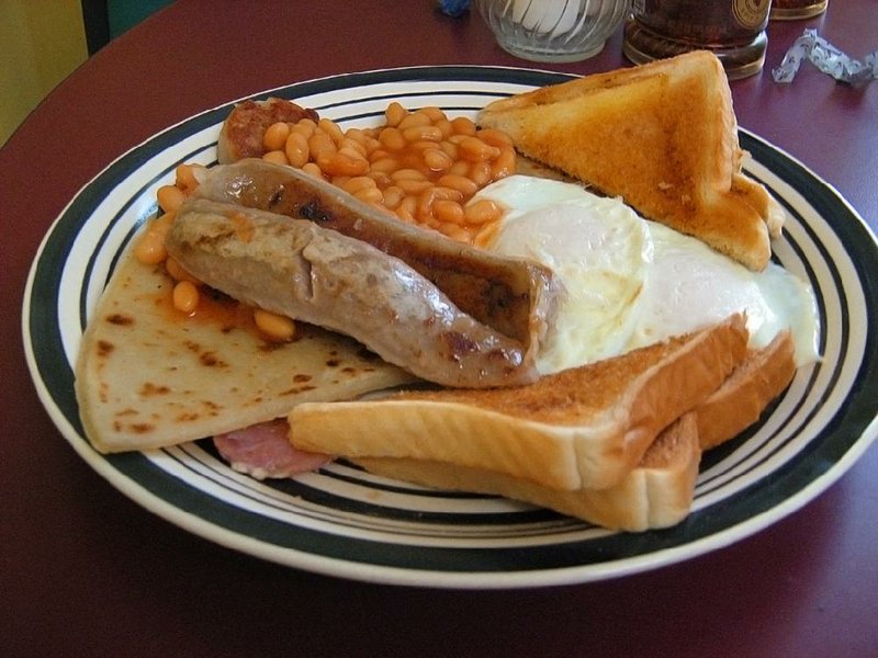 Wee Betty’s Cafe in Jacksonville offers a Full Irish Breakfast featuring bangers, bacon, eggs, potato scones, black and white pudding, Heinz beans and toast. 