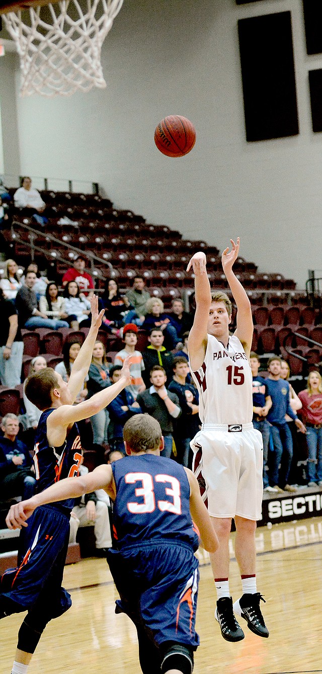 Panthers win on Senior Night Ellington