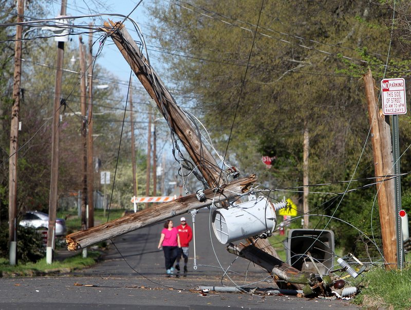 Storm causes thousands of power outages Hot Springs Sentinel Record