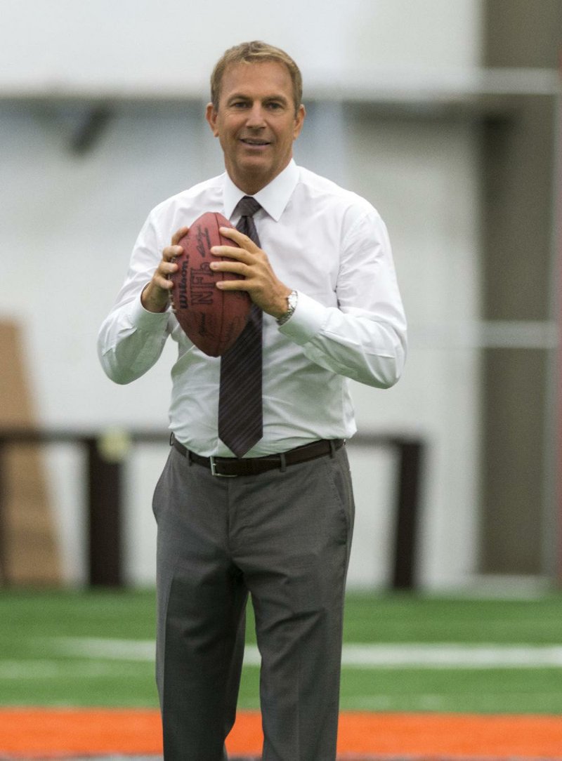 Kevin Costner stars as general manager Sonny Weaver Jr. for the Cleveland Browns in Ivan Reitman’s Draft Day, a sports dramedy about the NFL draft. 