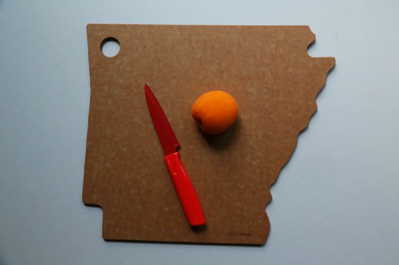 Arkansas shaped cutting board from Epicurean.