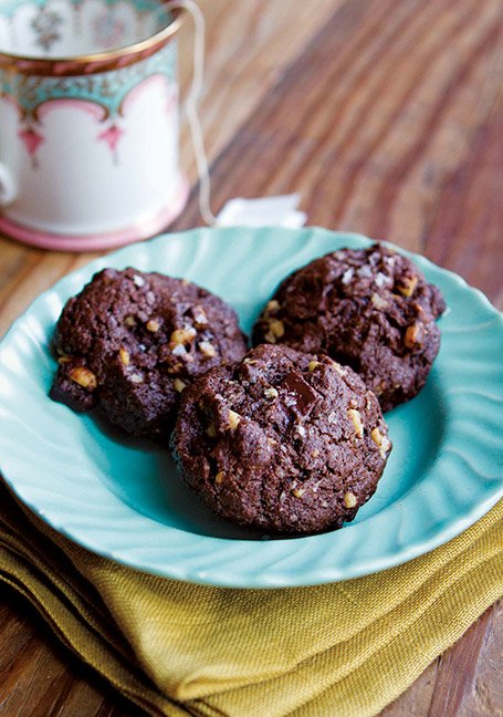 Dark Chocolate Walnut Cookies