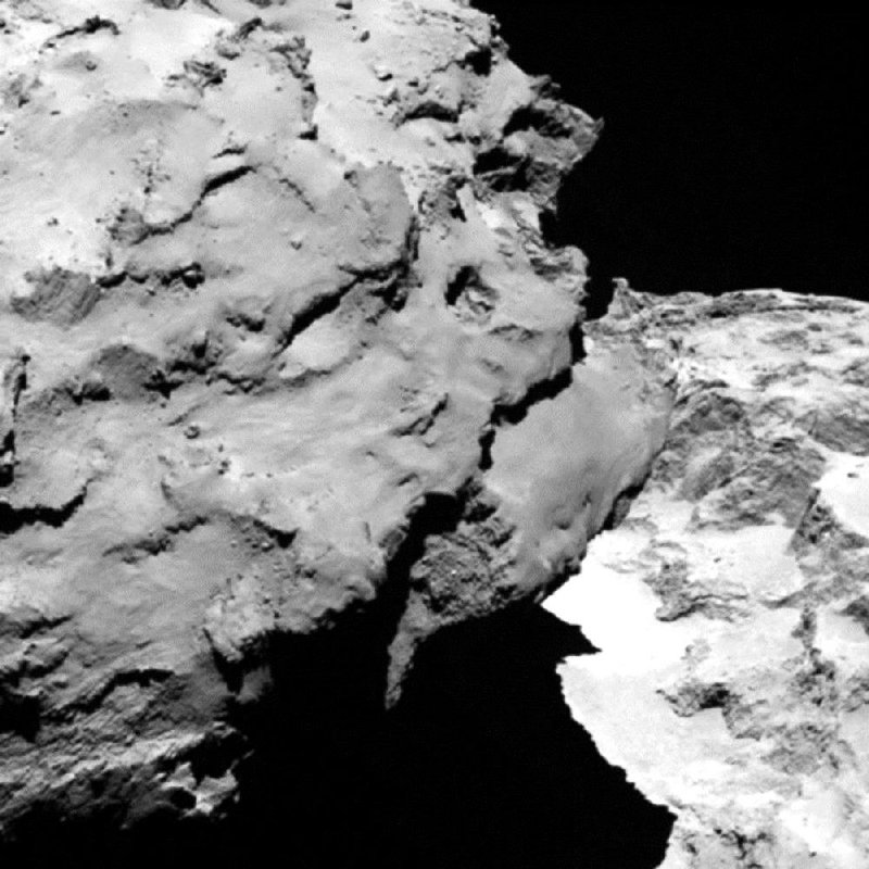 This image taken by Rosetta’s Osiris narrow-angle camera and downloaded Wednesday shows close-up details of comet 67P/ Churyumov-Gerasimenko. 