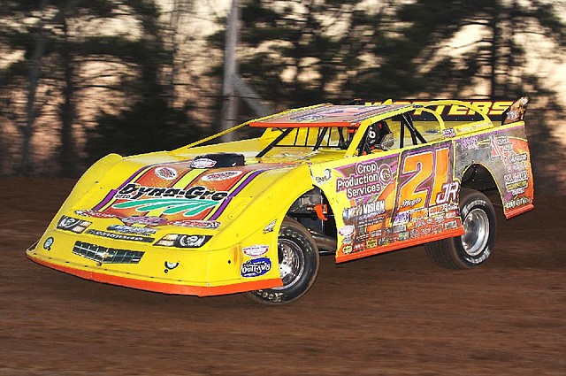 Batesville’s Billy Moyer Jr. has already claimed seven feature victories this season and will go for his fi rst career late model crown jewel victory this weekend in the Comp Cams Topless 100 at Batesville Motor Speedway.