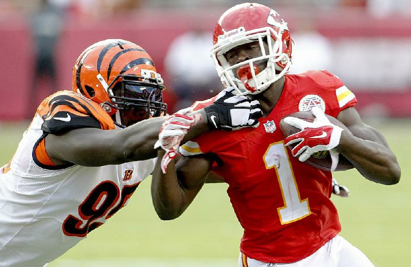 Kansas City Chiefs running back De’Anthony Thomas (1), shown in an exhibition game last Thursday, missed practice Wednesday with spasms in his hamstring.