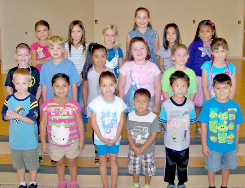 Submitted Photo The Shining Stars at Gentry Primary School for the week of Aug. 22 are: Kindergarten &#8212; Varick Edwards, Giselle Tovar, Adrina Tilley, Dennis Ochoa, Cheng Vang and Draven Ward; First Grade &#8212; Sutton Crittenden, Ethan Tromp, Ingrid Perez, Addison Robins, Sam Hillis, Blanca Ochoa; and Second Grade &#8212; Mercedes Medcalf, Evey Tomlinson, Kody Starkey, Trista Andrews, Dayjah Lee and Alex Garcia.