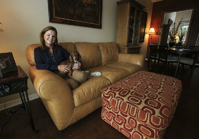  Arkansas Democrat-Gazette/STATON BREIDENTHAL --8/8/14-- Denise Hanson in her favorite space in her North Little Rock home. 
