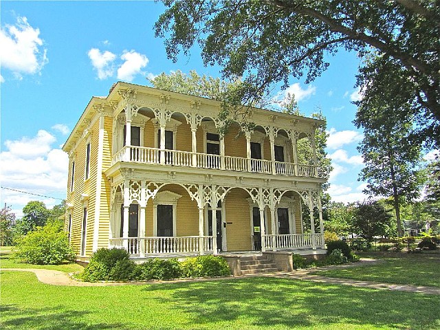 The Black House is a historic residence of note that also houses the Searcy Art Gallery.