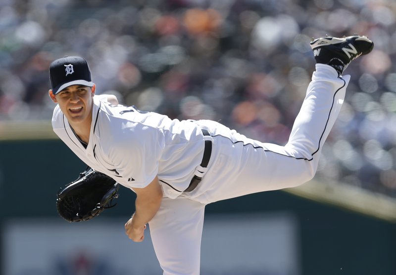 Detroit Tigers pitcher Kyle Lobstein throws against the New York Yankees in the first inning of a baseball game in Detroit Thursday, Aug. 28, 2014.