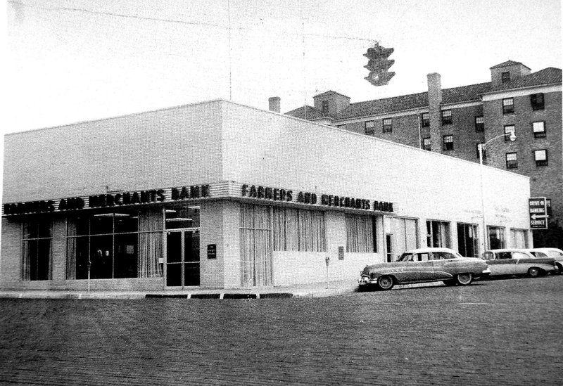 Courtesy Photo Rogers Historical Museum The Farmers and Merchants Bank about 1962 at the southeastern corner of Second and Elm Streets.