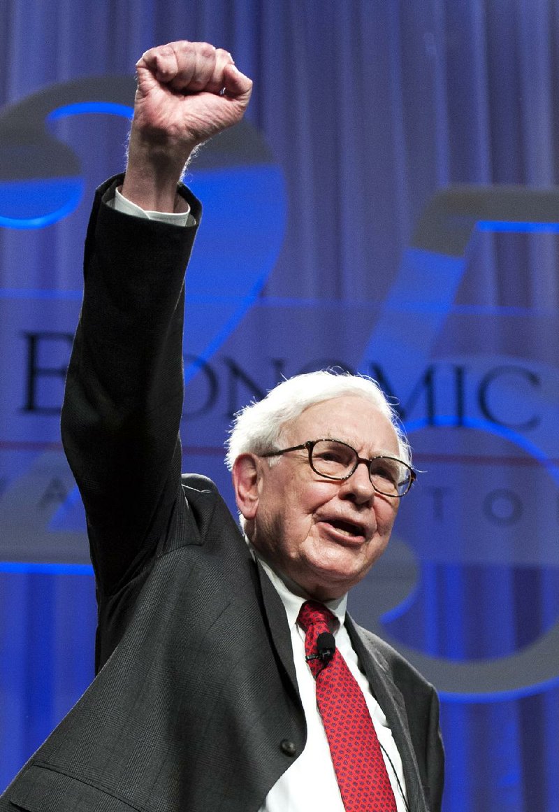Warren Buffett cleared $500 on his first-ever bet at a Las Vegas sports book over the weekend, surprising no one.