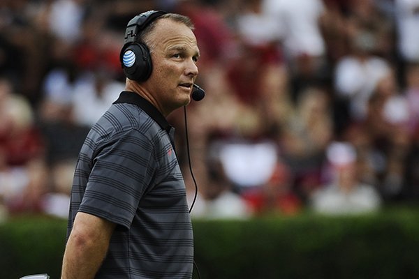 Georgia head coach Mark Richt watch from the sideline during the first half of an NCAA college football game against South Carolina on Saturday, Sept. 13, 2014, in Columbia, S.C. (AP Photo/Rainier Ehrhardt)