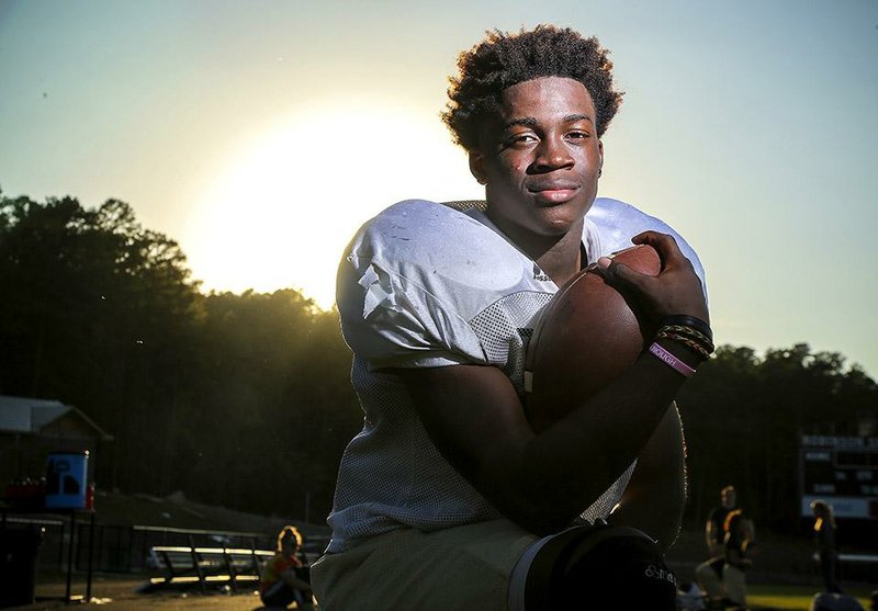 9/24/14
Arkansas Democrat-Gazette/STEPHEN B. THORNTON
Pulaski Robinson wide receiver T.J. Hammonds for a Jeremy Muck feature.