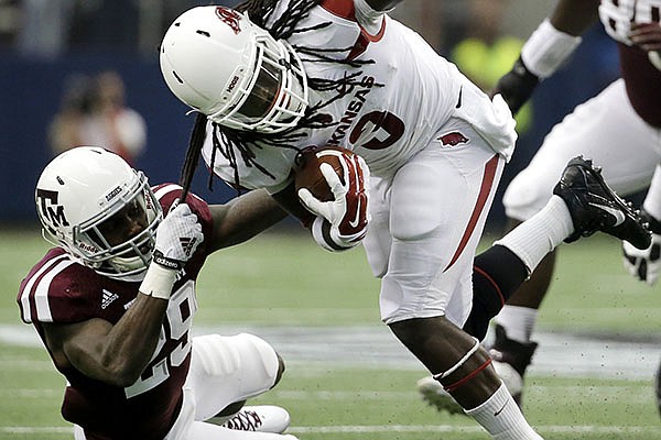 WholeHogSports - Everett leading Aggies' defense