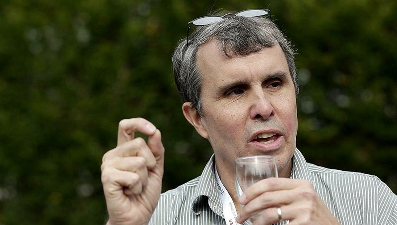 New Nobel laureate American Eric Betzig meets with reporters Wednesday at the Helmholtz Institute near Munich. Betzig works at the Howard Hughes Medical Institutes research campus in Ashburn, Va.