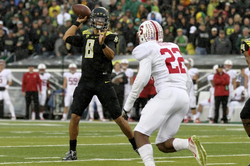 November 29, 2014: Oregon Ducks quarterback Marcus Mariota (8