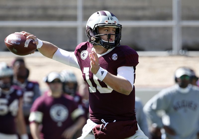 Texas A&M quarterback Kyle Allen (10) passes against Louisiana Monroe in the second half of an NCAA college football game, Saturday, Nov. 1, 2014, in College Station, Texas. Allen threw for 106 yards and a touchdown in his first career start and Texas A&M held on for a 21-16 win over Louisiana-Monroe on Saturday.