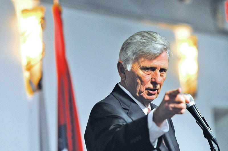 Staff Photo J.T. Wampler Gov. Mike Beebe makes his final appearance as governor before the Political Animals Club of Northwest Arkansas at Mermaids in Fayetteville. &#8220;I appreciate all you&#8217;ve done for me over the years, and I&#8217;m going to miss you,&#8221; Beebe said during his remarks.