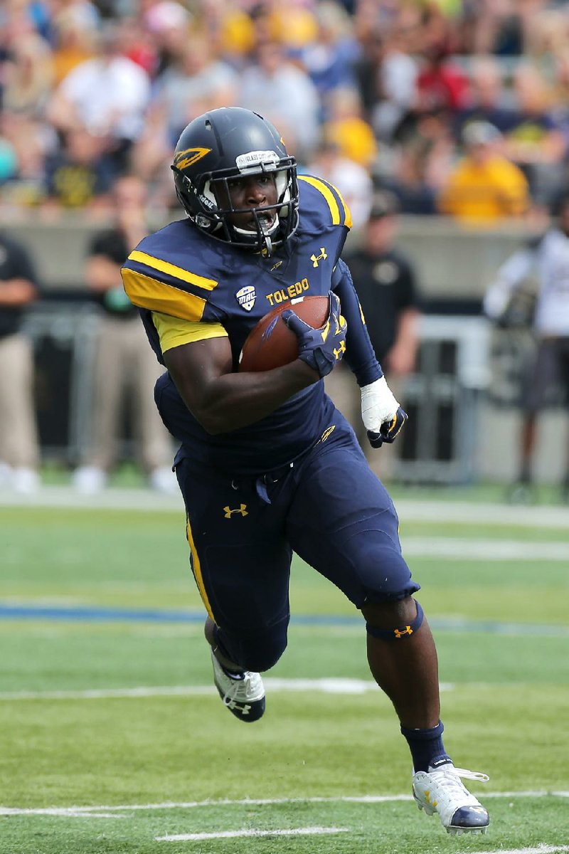 Toledo running back Kareem Hunt averaged 7.9 yards per rush, which ranks second in the nation, and 151.1 yards per game, which ranks third, this season.