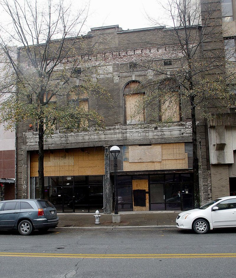Moses Tucker Real Estate is partnering with the owner of the Fulk Building at 615 Main St. to rehabilitate the century-old structure into a mixed-use building with a high-end restaurant and/or coffee shop and loft apartments on the first and second floors. 