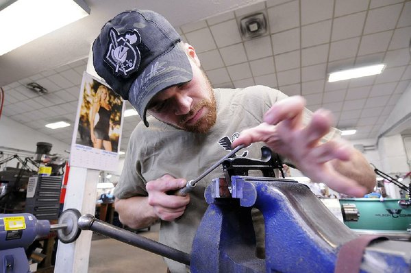 Gun-maker gets shot to upgrade a classic | The Arkansas Democrat ...