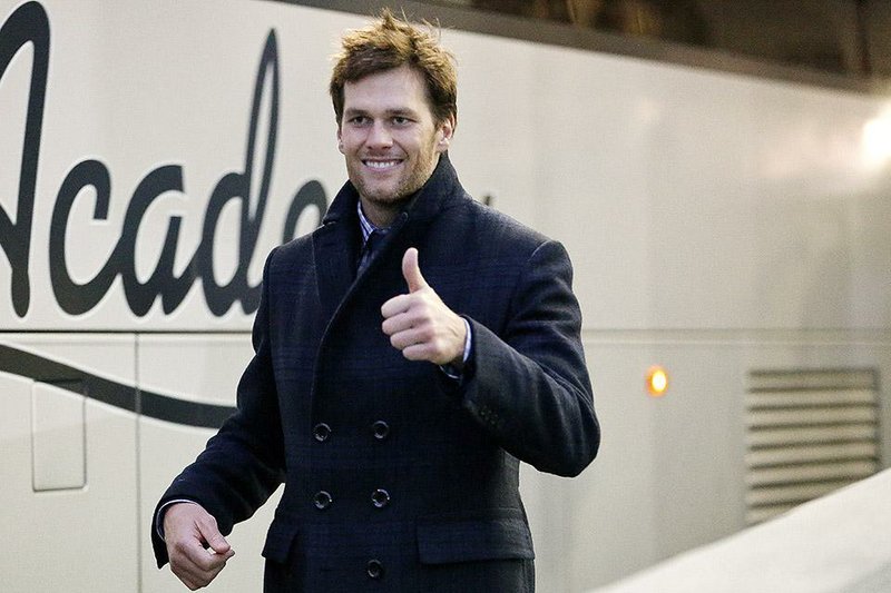 New England Patriots' Tom Brady gestures to fans after an NFL football game against the New York Jets Sunday, Dec. 21, 2014, in East Rutherford, N.J. The patriots won the game 17-16. (AP Photo/Julio Cortez)