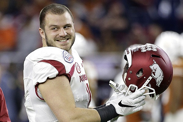 WholeHogSports - Derby invited to NFL Combine