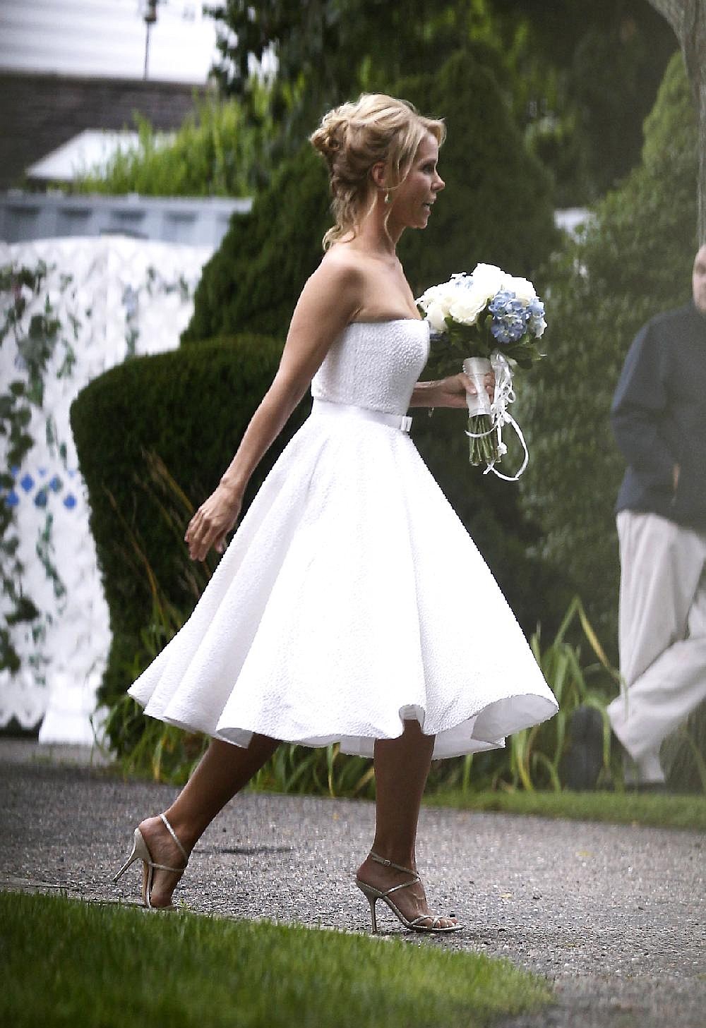 short wedding dresses 2015 2015 A-line Sweetheart Beading Handmade Flower Asymmetrical Tulle Short Wedding Dress