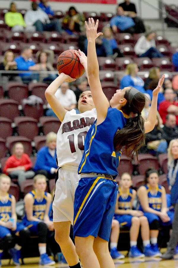 Ninth-grade girls defeat Central | Siloam Springs Herald-Leader