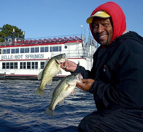 Arkansas Democrat-Gazette/BRYAN HENDRICKS
A memorable day fishing on Lake Hamilton with Tyrone Phillips reminded the writer how to catch bass in cold weather Friday.