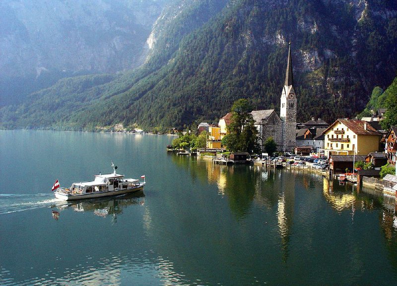 The lakeside hamlet of Hallstatt, in Austria’s mountainous Salzkammergut, is a picture-perfect place for a honeymoon. 