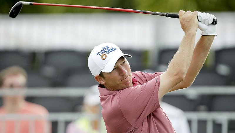 Jim Herman lasted through Thursday’s gusty wind to turn in a bogey-free first round and claim a one-shot lead at the Honda Classic in Palm Beach Gardens, Fla. 