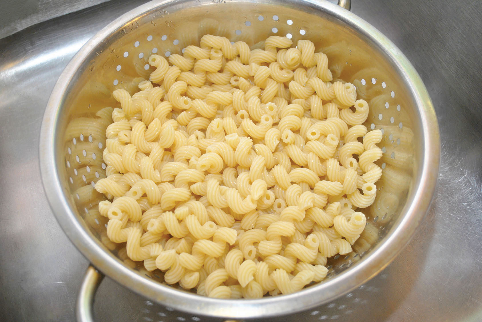 Making macaroni and cheese that's a 'cut' above rest