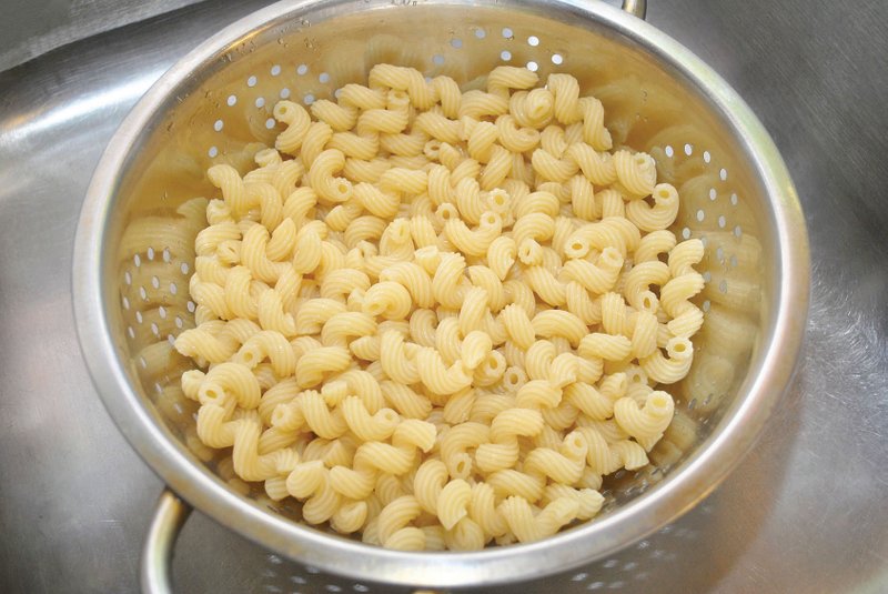 When making macaroni and cheese, cavatappi — a spiral-shaped, ridged pasta— holds the sauce nicely.