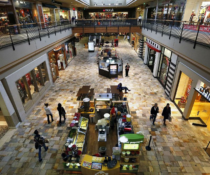 Shoppers look for deals in November at the Flatiron Crossing Mall, a Macerich property in Broomfield, Colo. Macerich said Tuesday that a takeover bid by Simon Property Group significantly undervalued the company. 