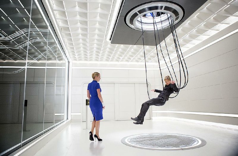 Jeanine (Kate Winslet) is a ruthless leader who means to cleanse society of misfits like the “divergent” Tris Prior (Shailene Woodley) in Robert Schwentke’s dystopian young adult thriller Insurgent.