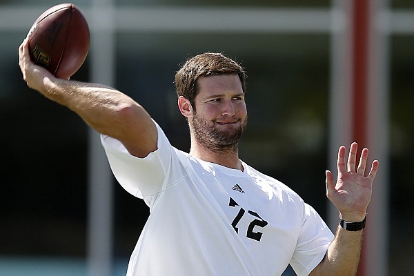 WholeHogSports - 4 former Hogs at Combine