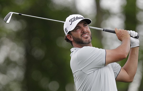 Piercy shoots 63 for Houston lead